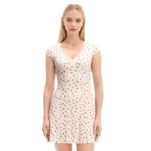 Cropp - Sukienka mini w czerwone kwiaty - czerwony