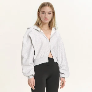 Cropp - Szara bluza boxy z kapturem - jasny szary