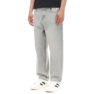 Cropp - Szare jeansy loose - jasny szary