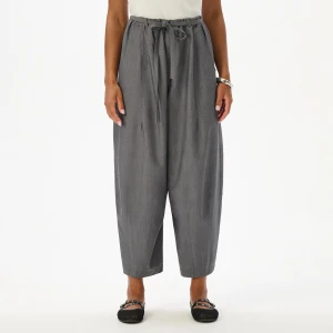 Cropp - Szare spodnie baggy z wiskozą - szary