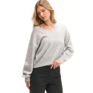 Cropp - Szary melanżowy sweter regular - jasny szary