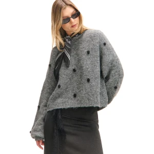 Cropp - Szary sweter z groszkową aplikacją - szary