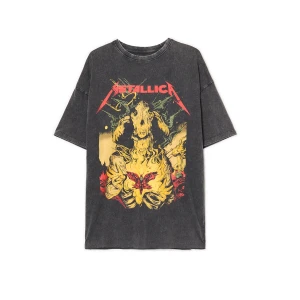 Cropp - Szary T-shirt oversize z Metallicą - szary