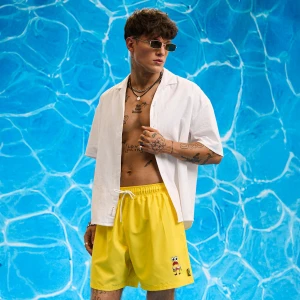 Cropp - Szorty kąpielowe SpongeBob Kanciastoporty - żółty