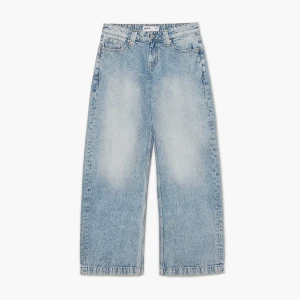 Cropp - Vintage jeansy z efektem sprania - błękitny