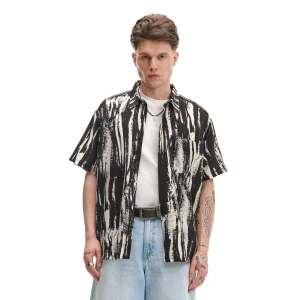 Cropp - Wzorzysta koszula z wiskozą - czarny