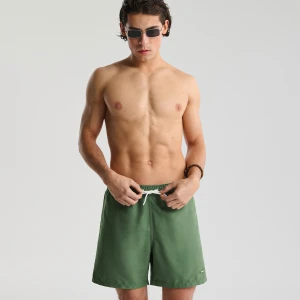 Cropp - Zielone szorty kąpielowe basic - zielony