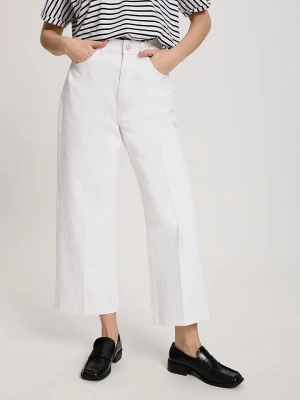 Cross Jeans Dżinsy - Comfort fit - w kolorze białym rozmiar: 29W