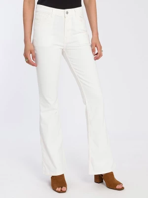 Cross Jeans Dżinsy - Flare fit - w kolorze białym rozmiar: W32