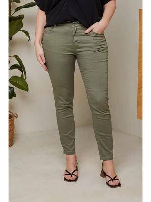 Curvy Lady Dżinsy - Slim fit - w kolorze zielonym rozmiar: 46