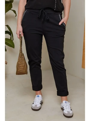 Curvy Lady Spodnie w kolorze czarnym rozmiar: 48/50