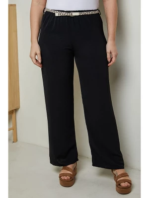 Curvy Lady Spodnie w kolorze czarnym rozmiar: 44/46
