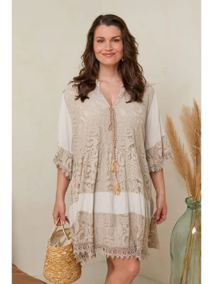 Curvy Lady Sukienka w kolorze beżowym rozmiar: 48/50