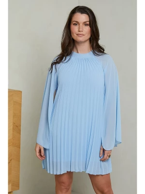 Curvy Lady Sukienka w kolorze błękitnym rozmiar: 48/50