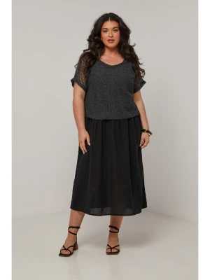 Curvy Lady Sukienka w kolorze czarnym rozmiar: 44/46