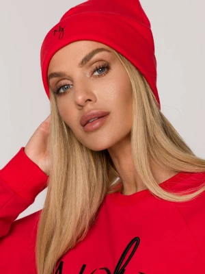 Czapka beanie z haftem MOE GIRL - czerwona Merg