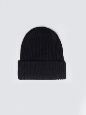 Czapka damska z dodatkiem wełny czarna Desire 906 BIG STAR