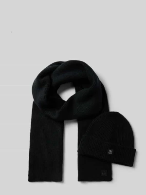 Czapka i szal w zestawie z dodatkiem wełny model ‘ZASO’ HUGO