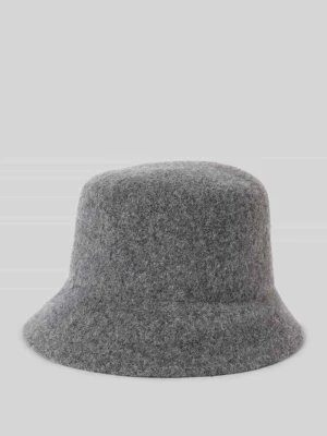 Czapka typu bucket hat z fakturowanym wzorem Loevenich