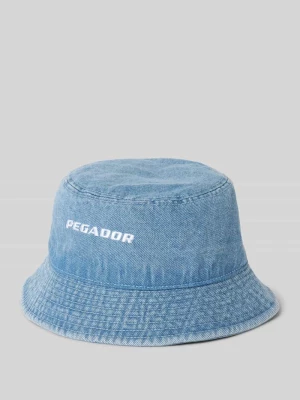 Czapka typu bucket hat z imitacji denimu Pegador