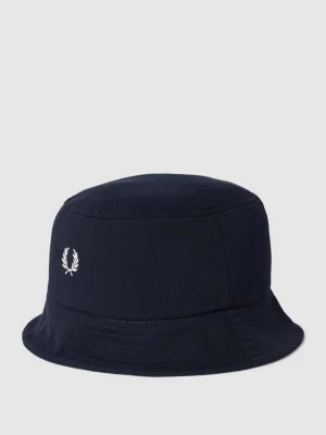 Czapka typu bucket hat z wyhaftowanym logo model ‘Pique’ Fred Perry