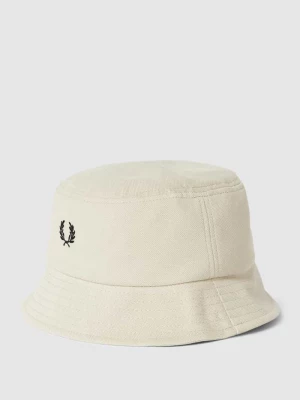 Czapka typu bucket hat z wyhaftowanym logo model ‘Pique’ Fred Perry