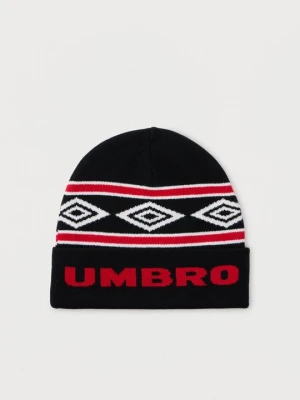 Czapka Umbro czarny