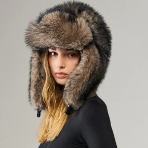 Czapka uszanka ze sztucznym futerkiem House