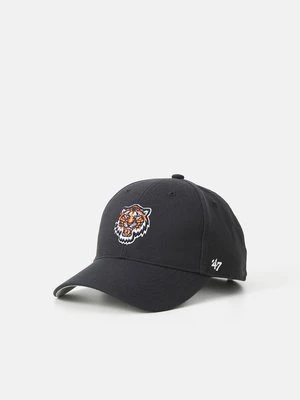 Czapka z daszkiem '47