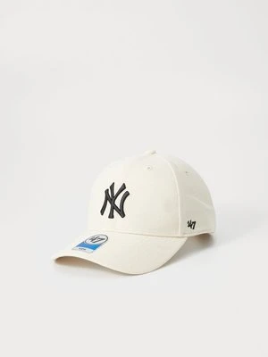 Czapka z daszkiem '47