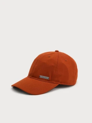 Czapka z daszkiem Calvin Klein brązowy