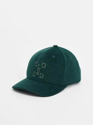 Czapka z daszkiem closed