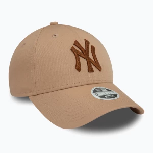 Zdjęcie produktu Czapka z daszkiem damska New Era Metallic 9FORTY New York Yankees beige