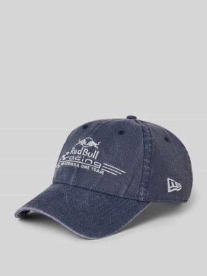 Czapka z daszkiem i detalem z logo new era