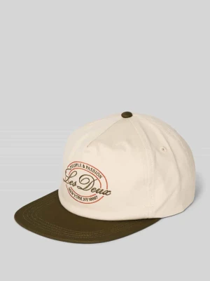 Czapka z daszkiem i wyhaftowanym logo model ‘Glen’ Les Deux