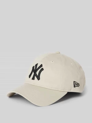 Czapka z daszkiem i wyhaftowanym motywem model ‘LEAGUE ESSENTIAL 9TWENTY®’ new era