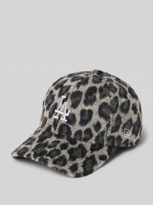 Czapka z daszkiem i wyhaftowanym napisem model ‘9FORTY’ new era