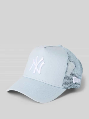 Czapka z daszkiem i wyhaftowanym napisem model ‘LEAGUE ESSENTIAL’ new era
