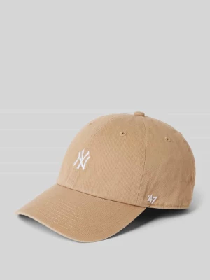 Czapka z daszkiem i wyhaftowanym napisem model ‘MLB New York Yankees’ '47