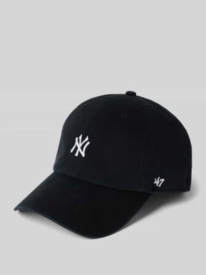 Czapka z daszkiem i wyhaftowanym napisem model ‘MLB New York Yankees’ '47