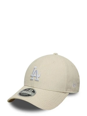 Czapka z daszkiem new era