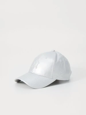 Czapka z daszkiem new era