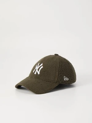 Czapka z daszkiem new era