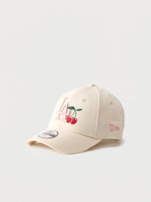 Czapka z daszkiem New Era beżowy