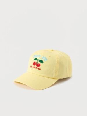 Czapka z daszkiem On Vacation jasnożółty