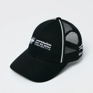 Czapka z daszkiem trucker hat House