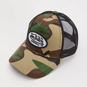 Czapka z daszkiem trucker hat we wzór camo i haftem Von Dutch House