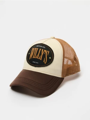 Czapka z daszkiem trucker hat z napisem Willy's House