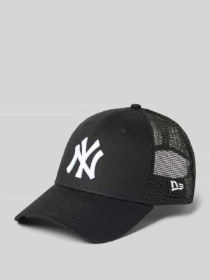 Czapka z daszkiem trucker z haftem model 'HOMEFIELD 9FORTY®' new era
