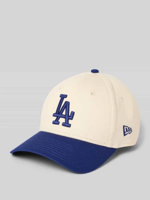 Czapka z daszkiem z wyhaftowanym logo model 'COLOURBLOCK 9FORTY®' New Era